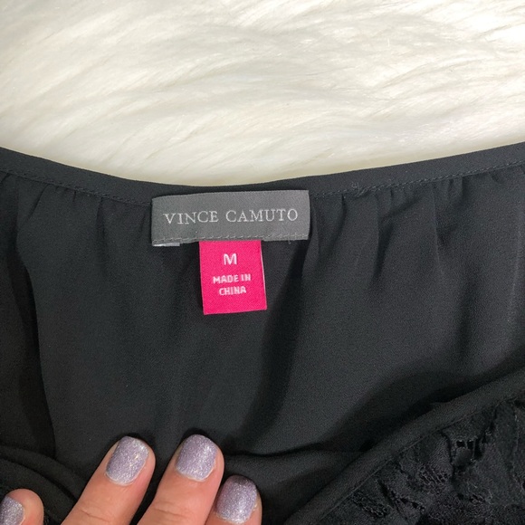 Open shoulder lace top - Picture 2 of 4